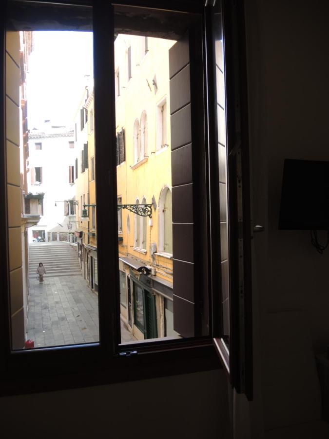 Casa Venier Bed & Breakfast Venice Exterior photo